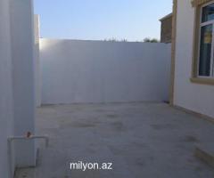 Novxanida Denize Yaxin Super Temirli 3 Otaqli Bag Evi Satilir - 3