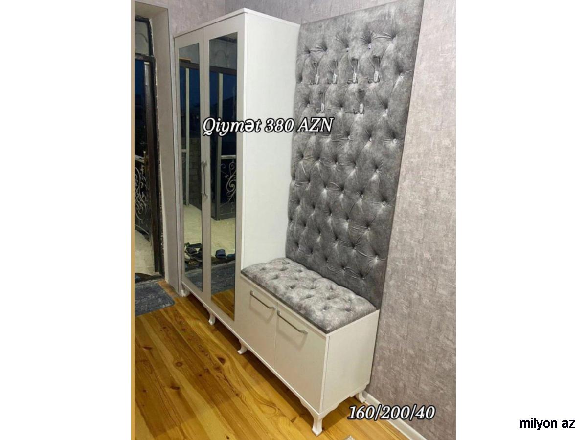 Dəhliz dolabı