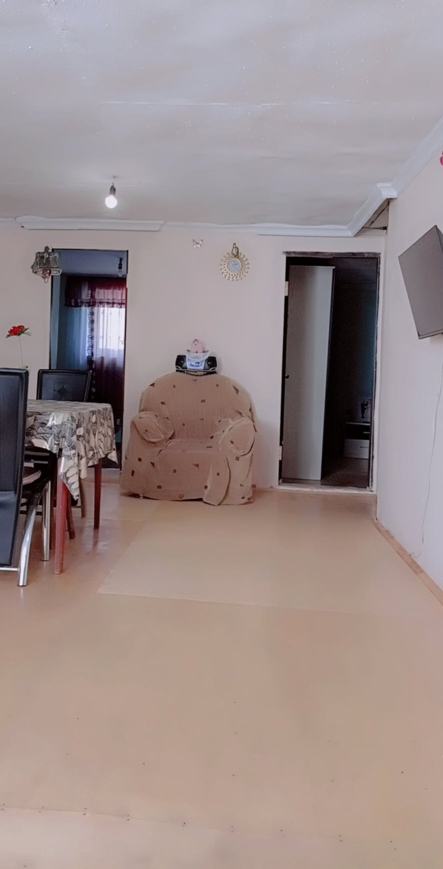 Ev sahibindən Təcili Binəqədidə ümumi sahəsi 1.5 sot olan 4 otaqlı həyət evi satılır